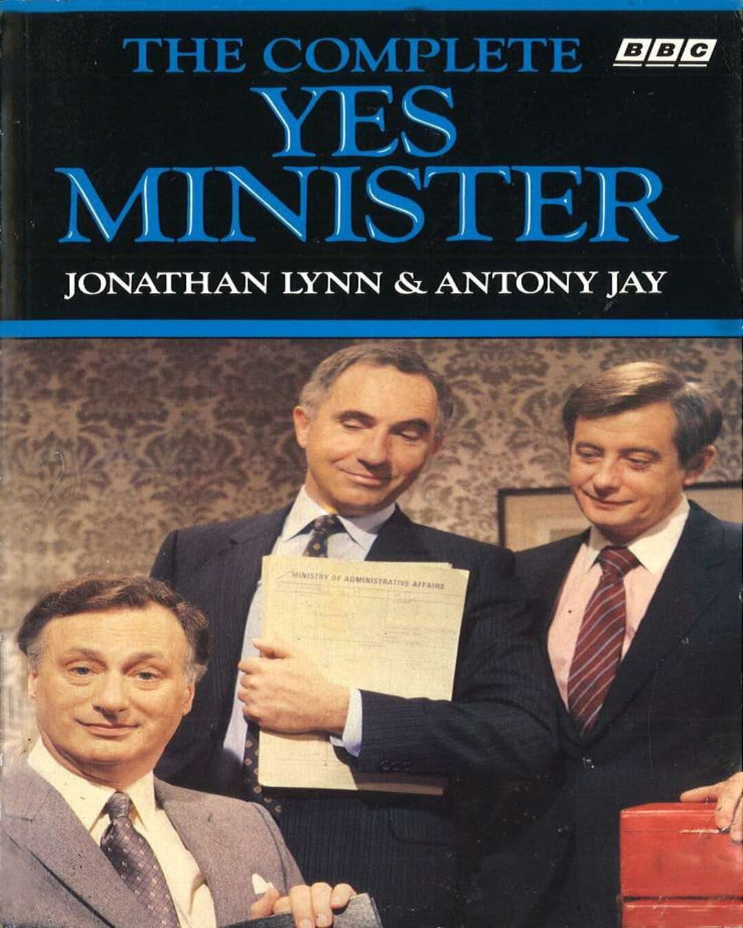 Yes Minister Complete [Paperback]