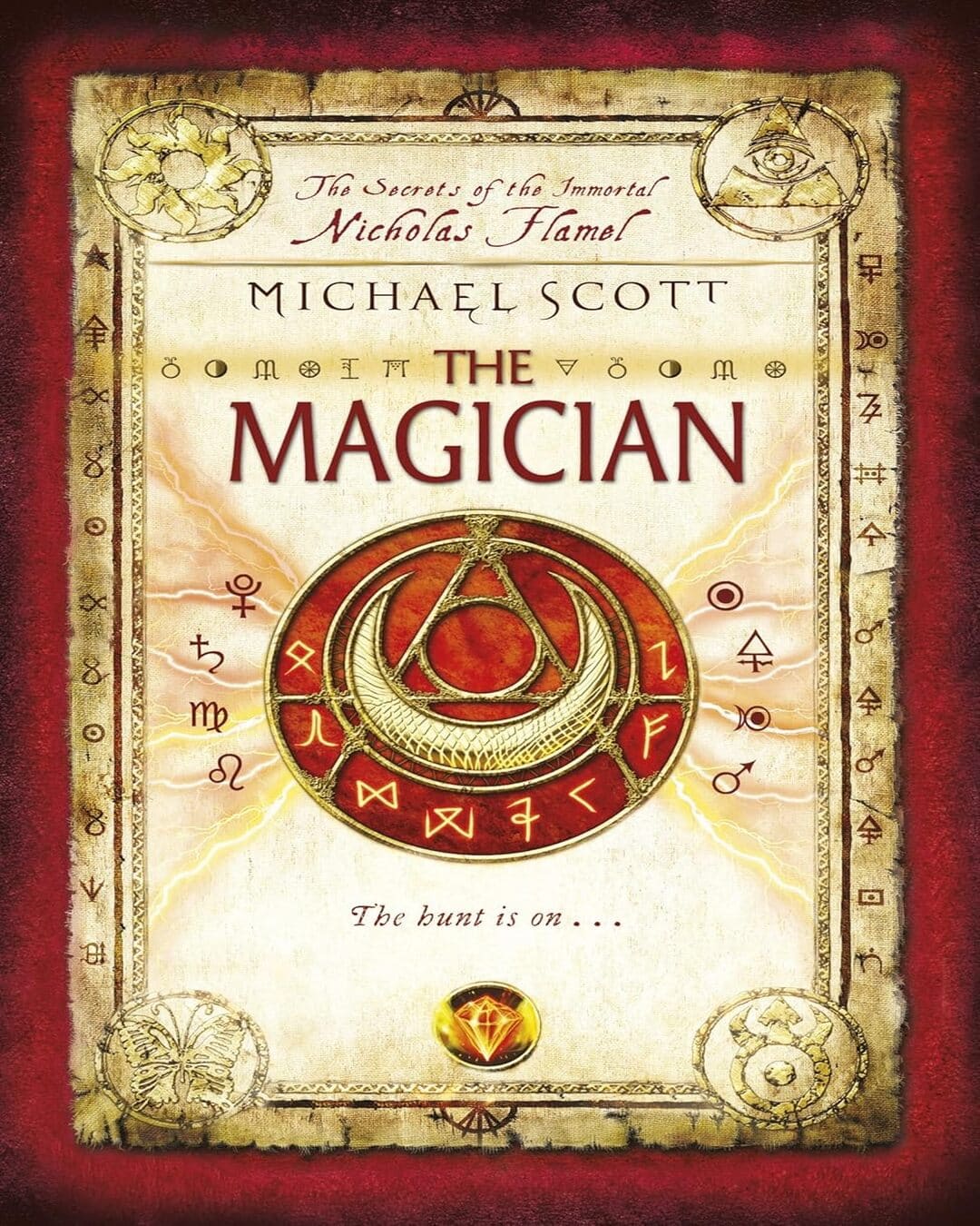 The Magician by Michael Scott [Paperback]