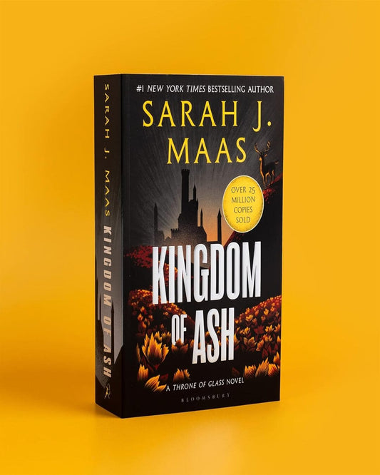 Kingdom Of Ash by Sarah J. Maas [Paperback]